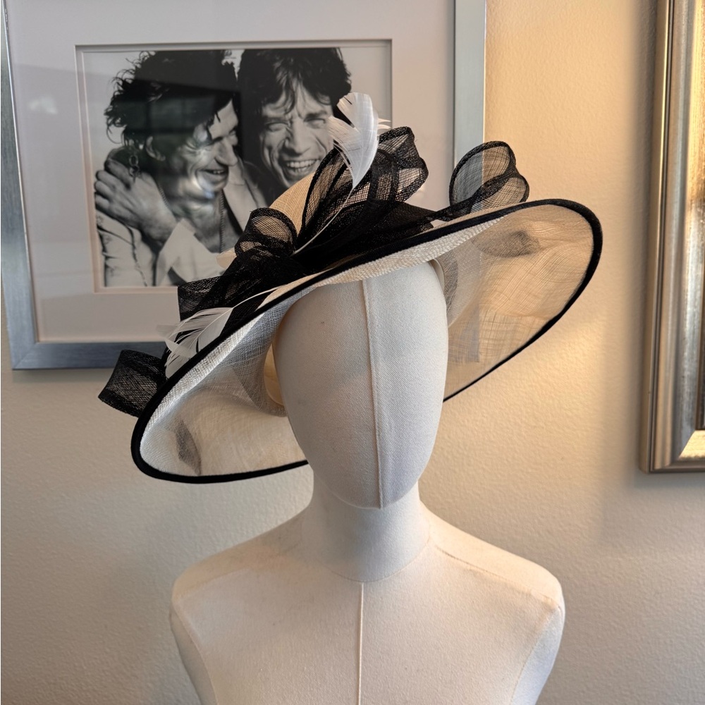 Nordstrom Black and White Wide-Brimmed Hat with Sheer Details